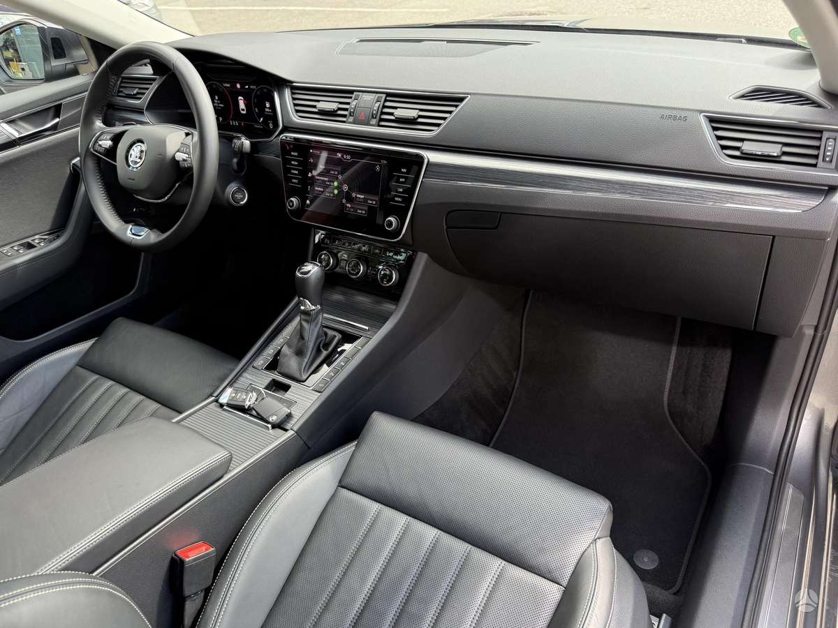 Skoda Superb, 2.0 l., wagon