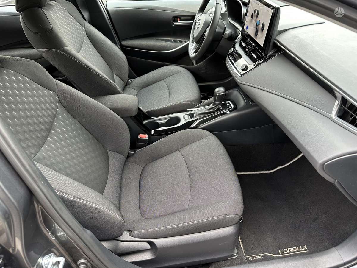 Toyota Corolla - 4