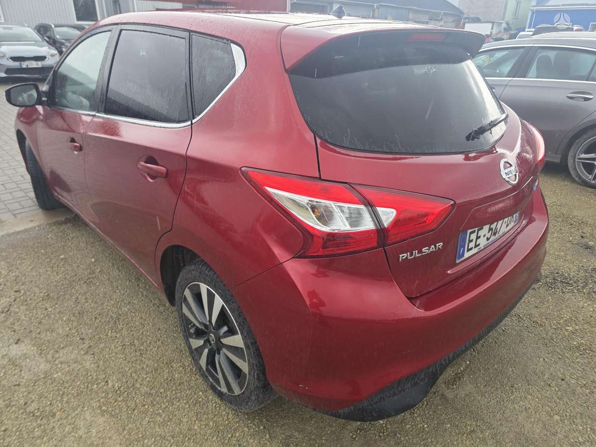 Nissan Pulsar, 1.5 l., hatchback