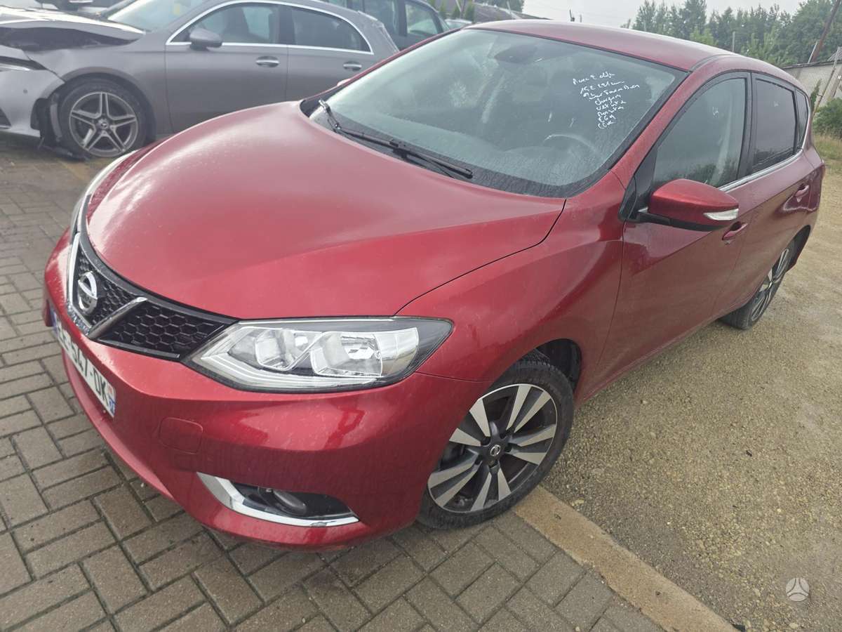 Nissan Pulsar, 1.5 l., hatchback