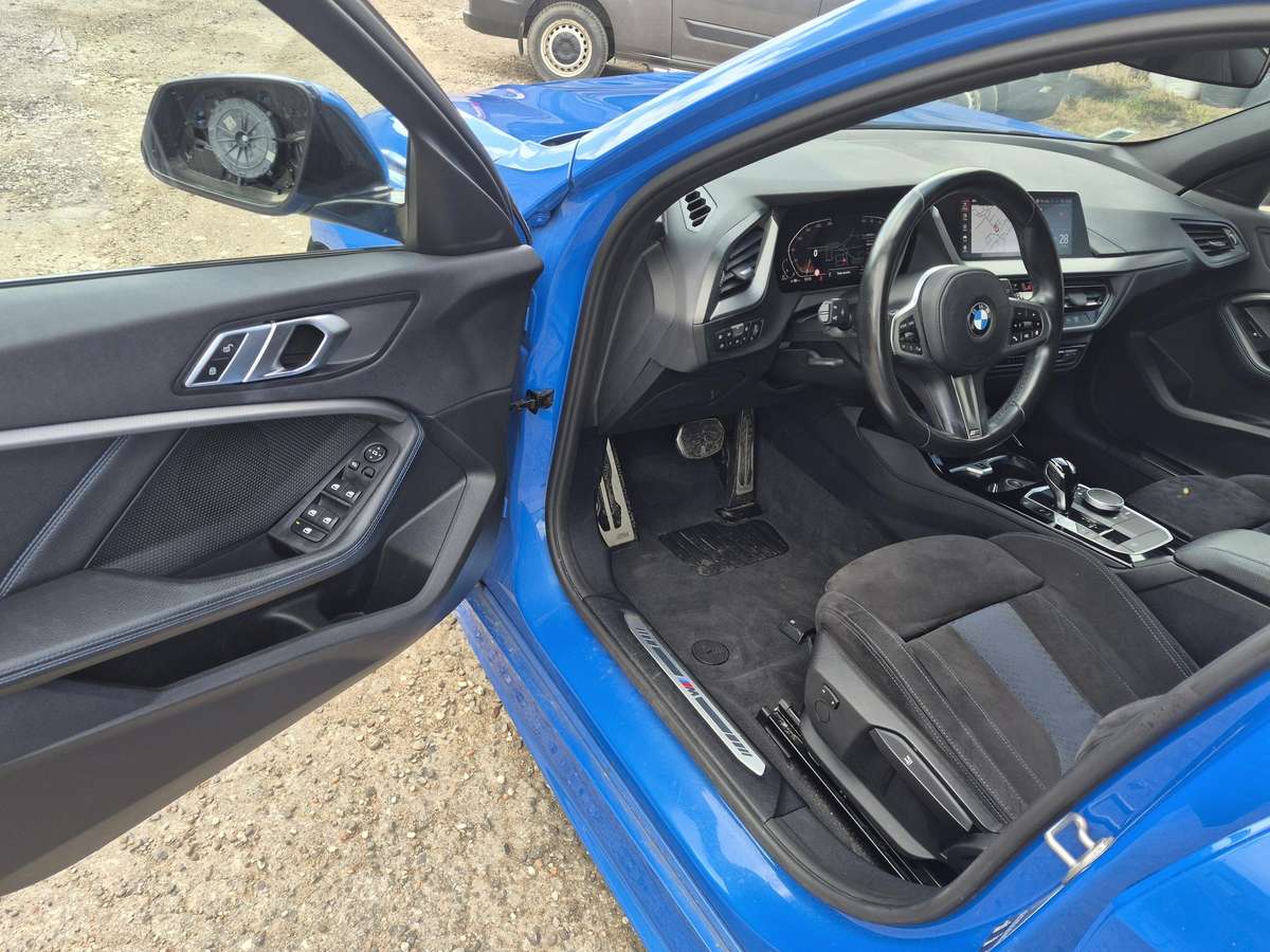 BMW 116, 1.5 l., Хэтчбек