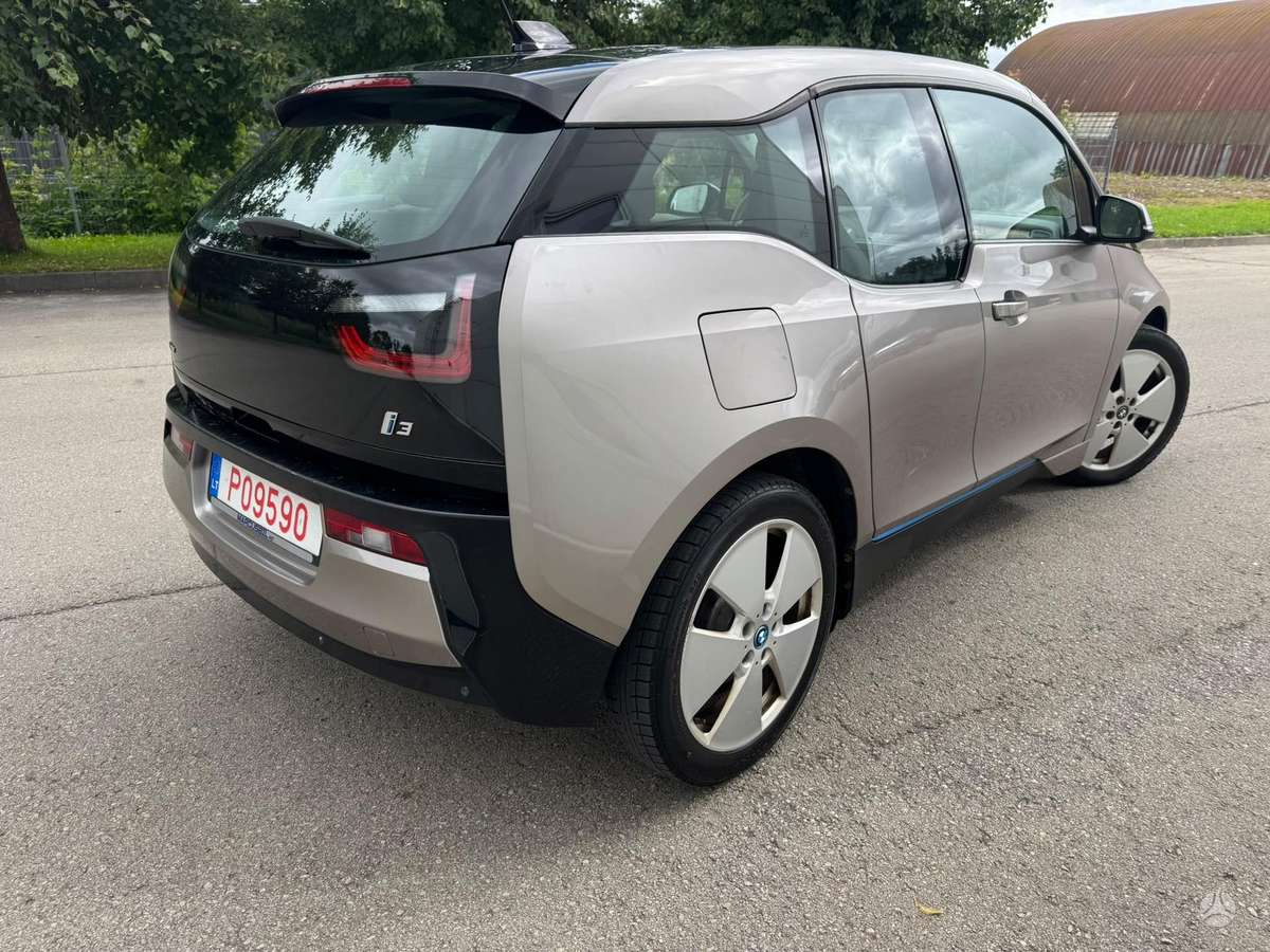 BMW i3, 22 kWh, hatchback