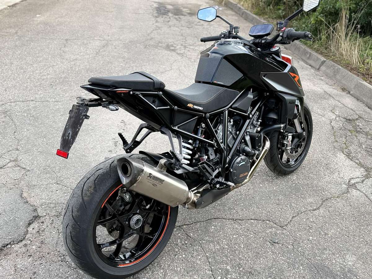 KTM Super Duke 1301cc, street / classic