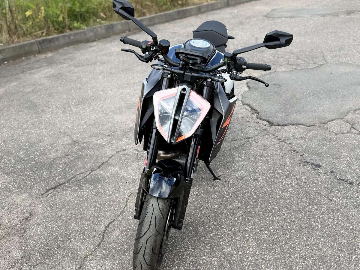 KTM Super Duke 1301cc, street / classic