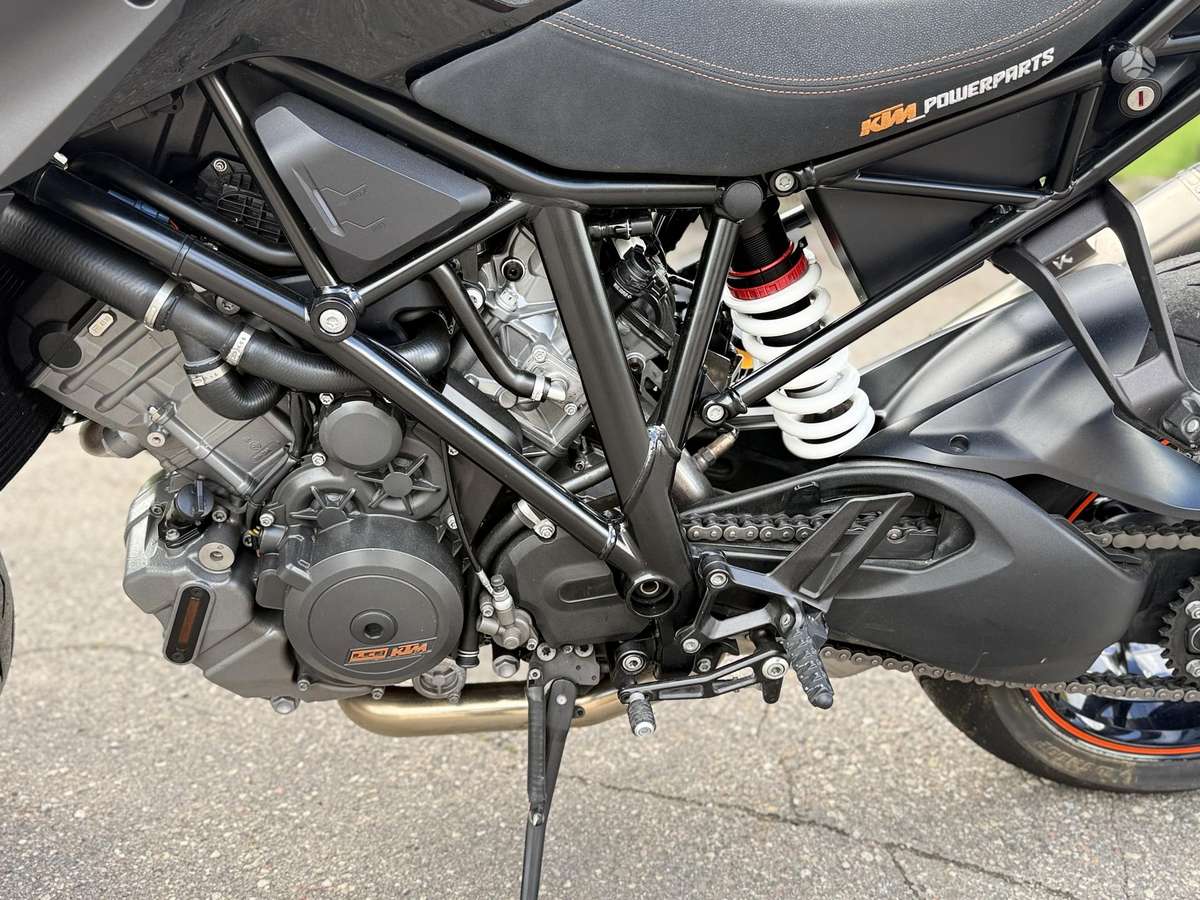 KTM Super Duke 1301cc, street / classic