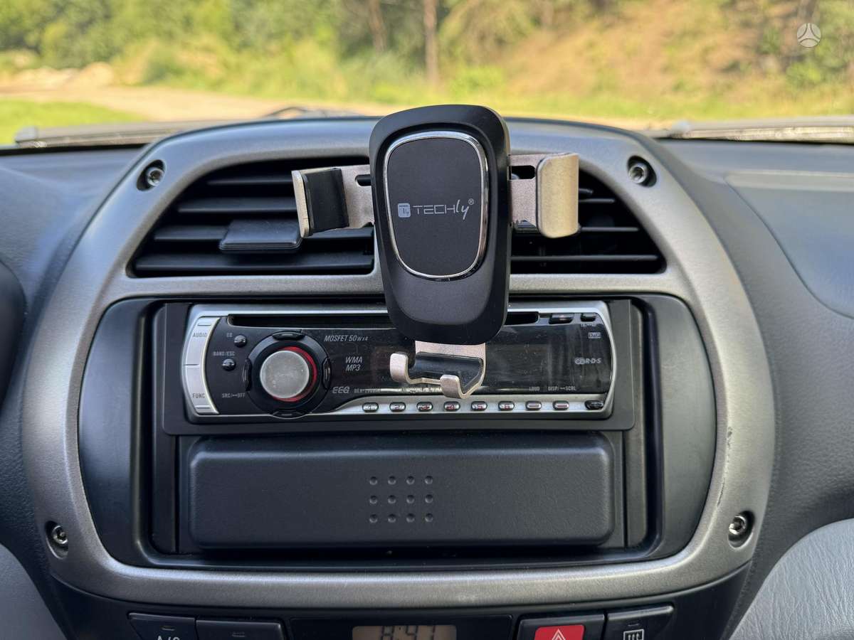 Toyota RAV4 - 12
