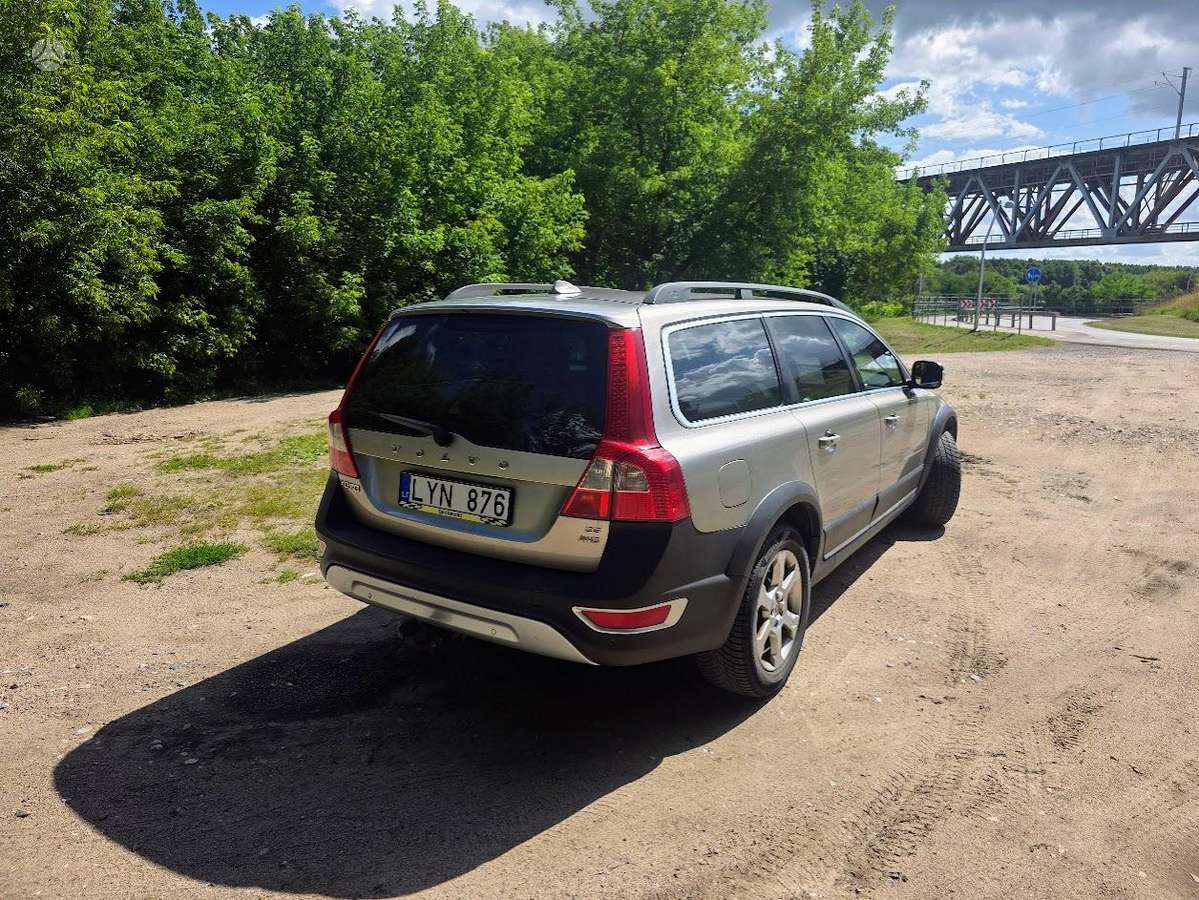 Volvo XC70, 2.4 l., Универсал
