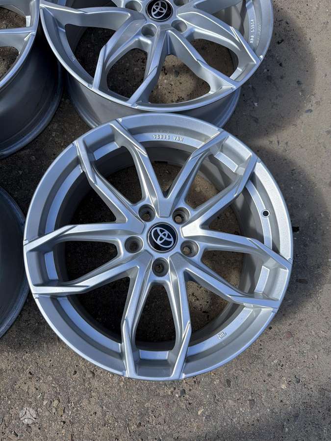 Toyota, легкосплавные , R18