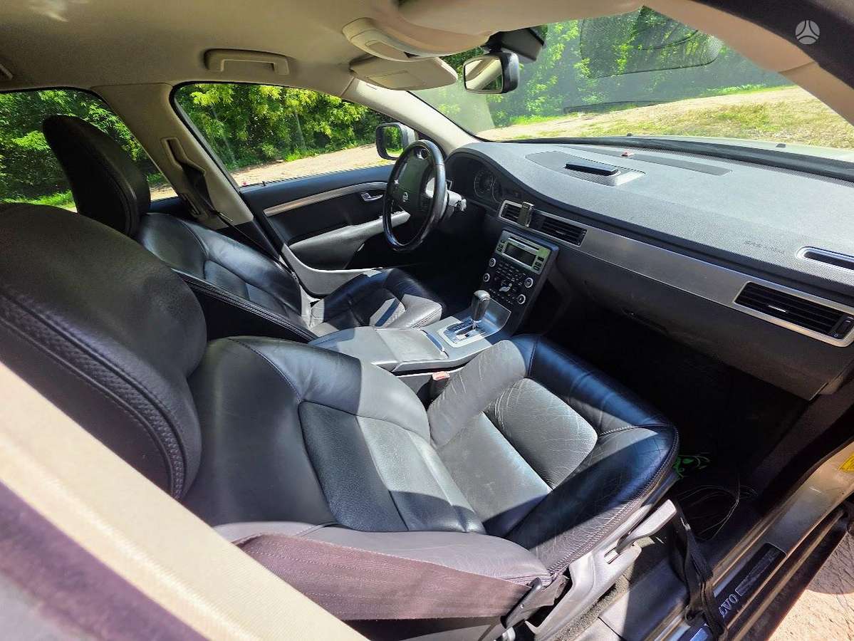 Volvo XC70, 2.4 l., Универсал