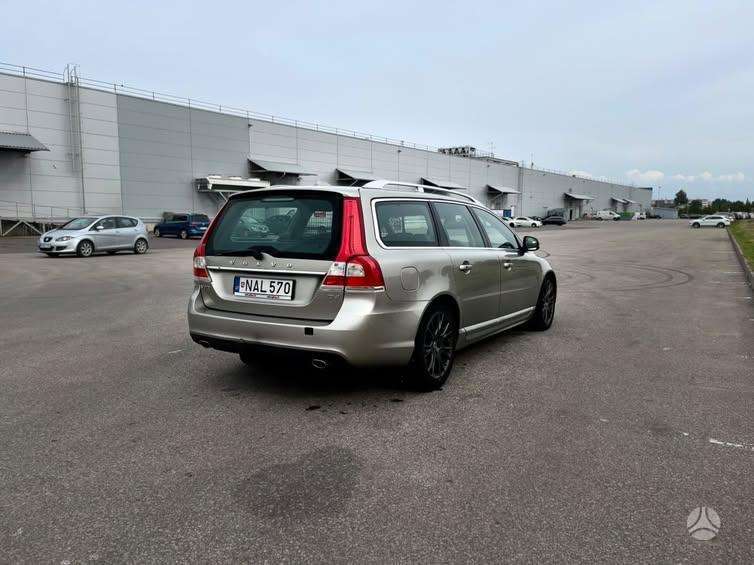 Volvo V70, 2.0 l., wagon