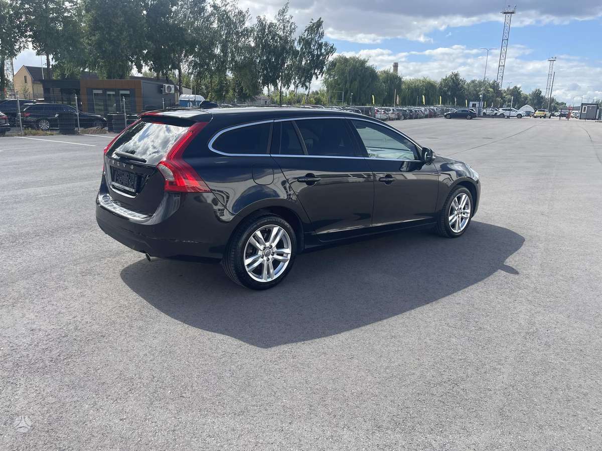 Volvo V60, 2.4 l., Универсал