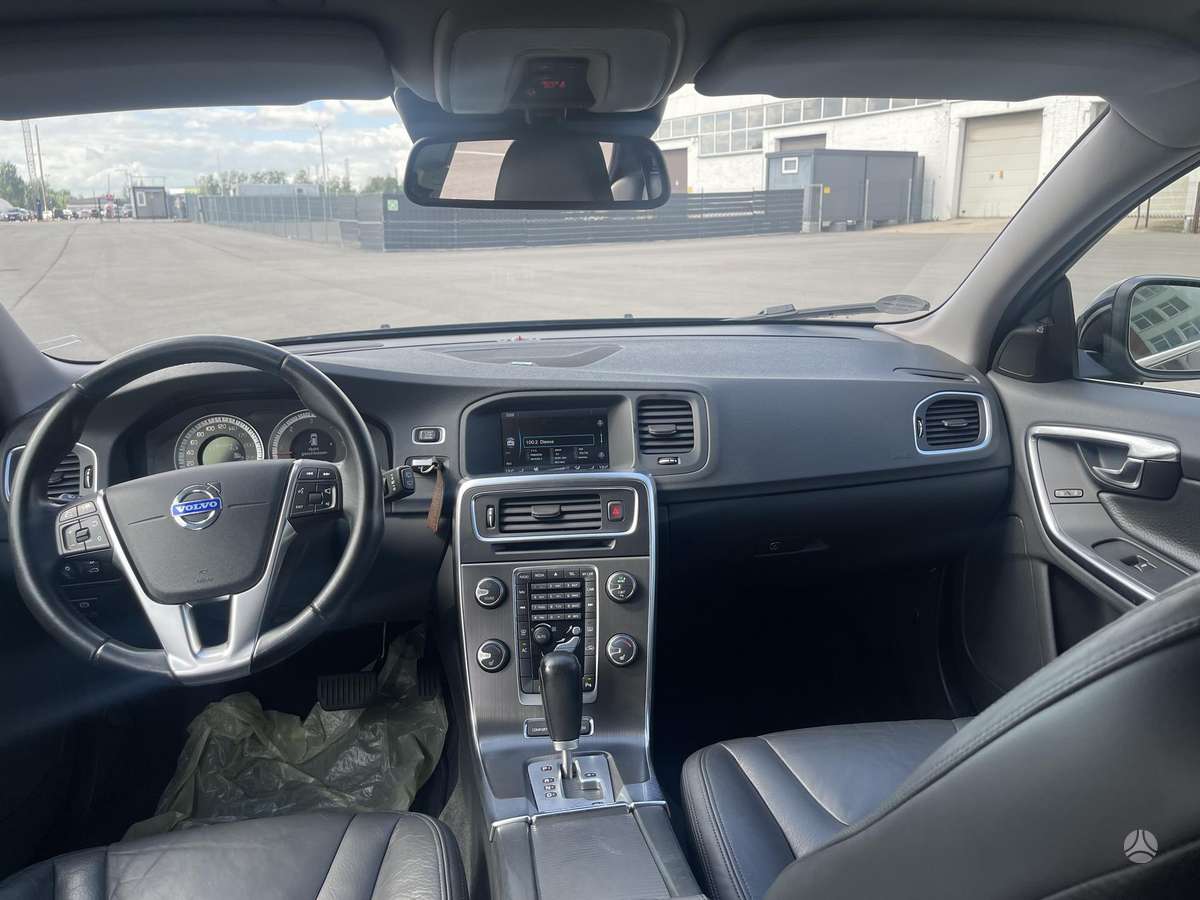 Volvo V60, 2.4 l., Универсал