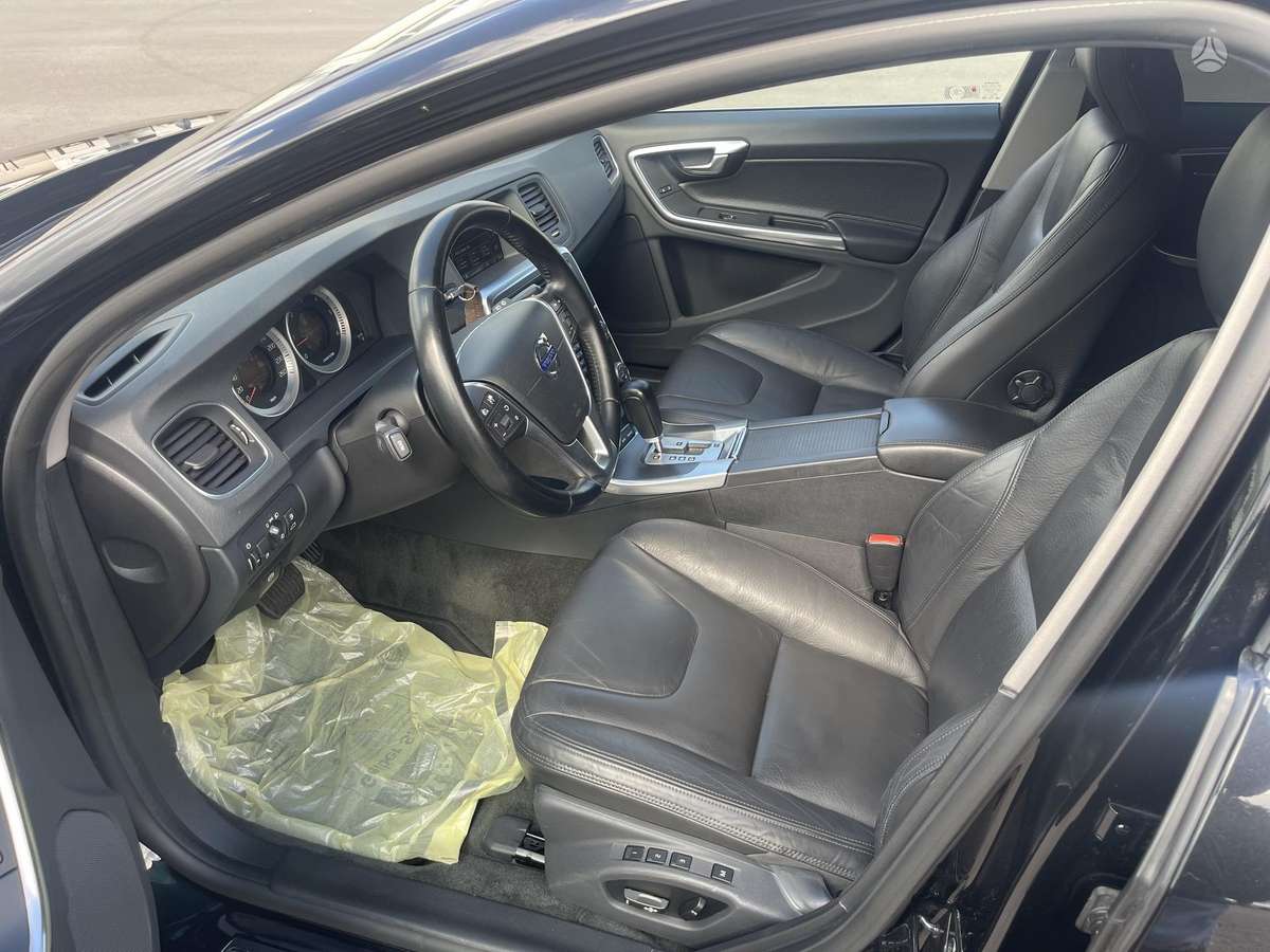 Volvo V60, 2.4 l., Универсал