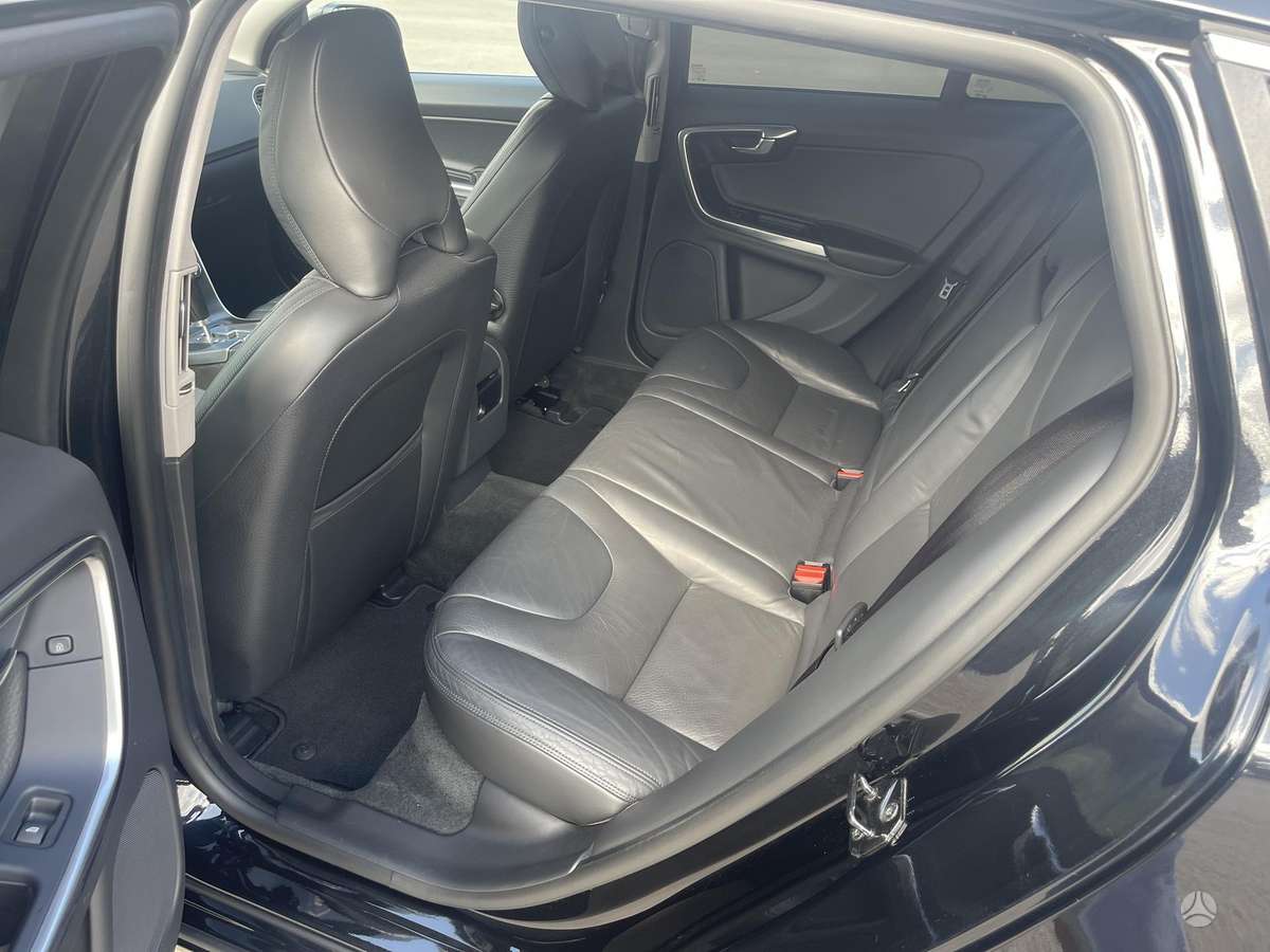 Volvo V60, 2.4 l., Универсал