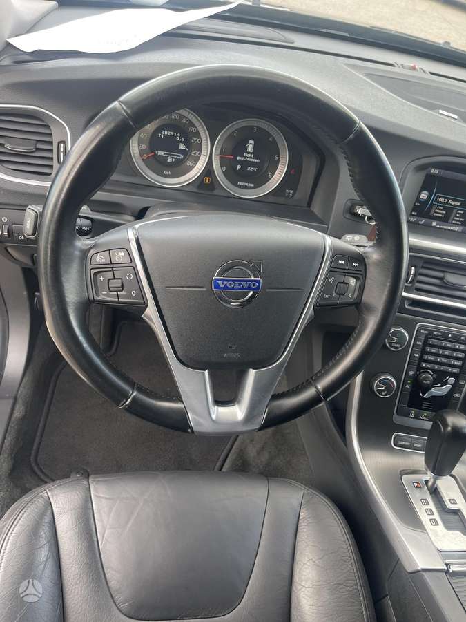 Volvo V60, 2.4 l., Универсал