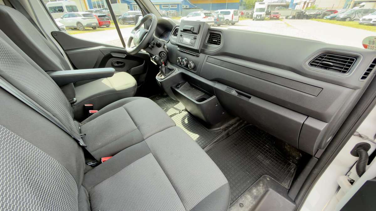 Renault Master, 2.3 l., mpv / minivan