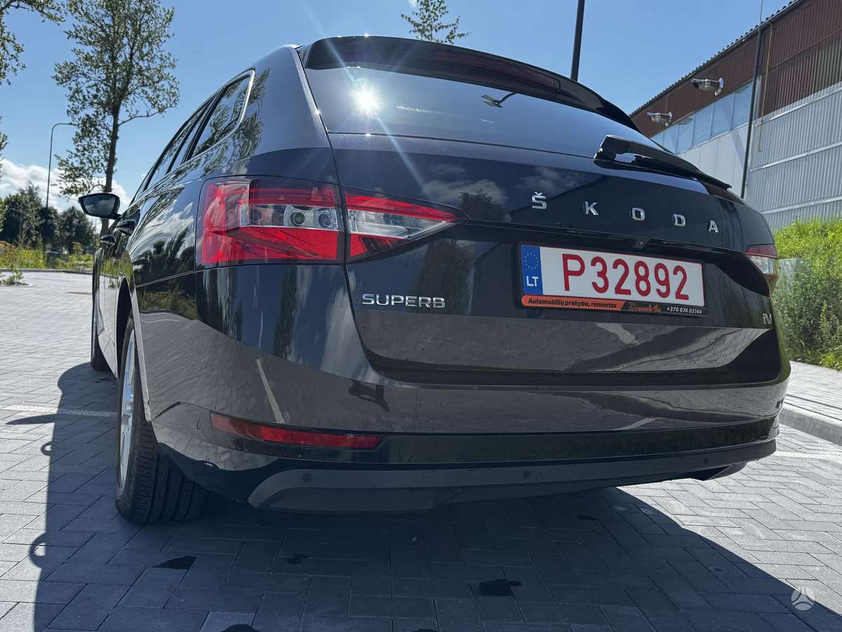 Škoda Superb - 12