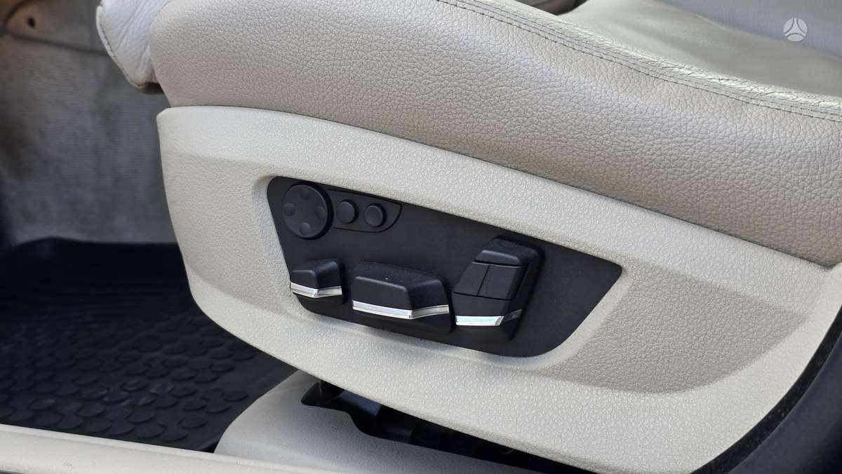 BMW 520, 2.0 l., wagon
