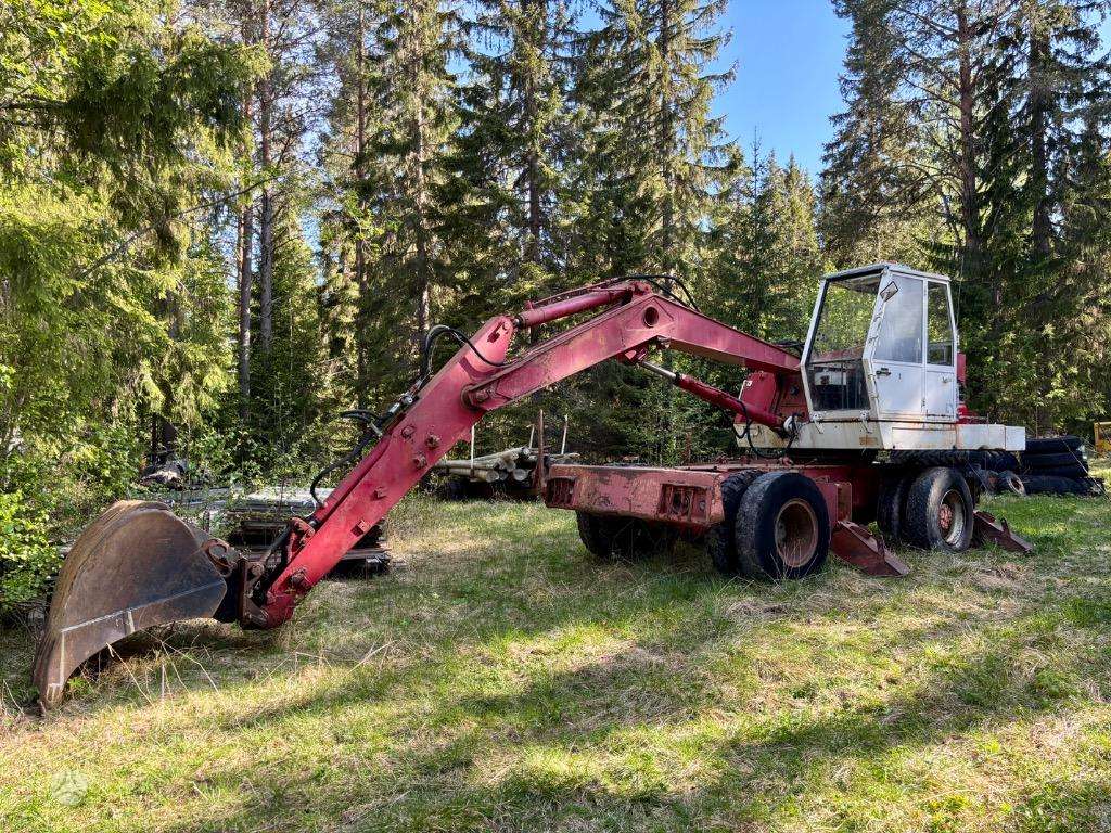 Potain Tys 4x4, ekskavatoriai