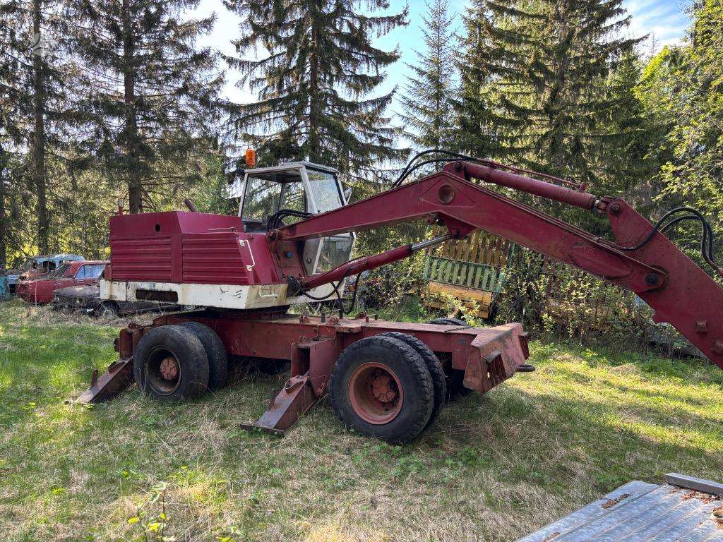 Potain Tys 4x4, ekskavatoriai