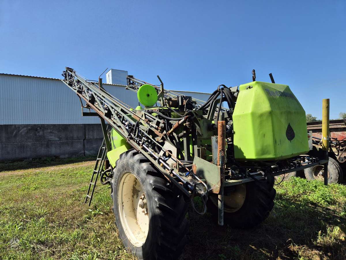 Technoma GY30S, sprayers