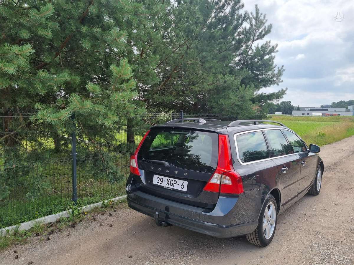 Volvo V70, 2.0 l., Универсал