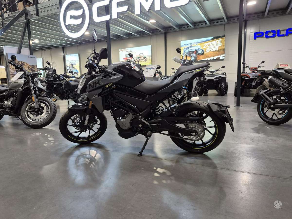 CFMOTO 300NK 293cc, street / classic