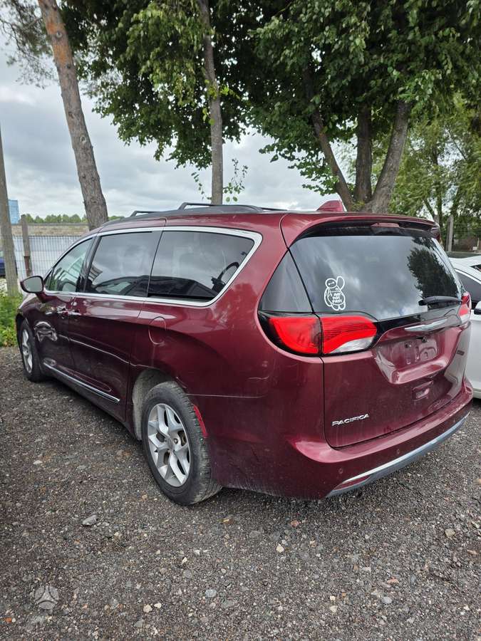 Chrysler Pacifica, 3.6 l., Минивэн