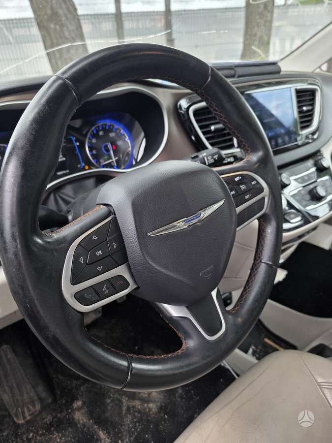 Chrysler Pacifica, 3.6 l., Минивэн