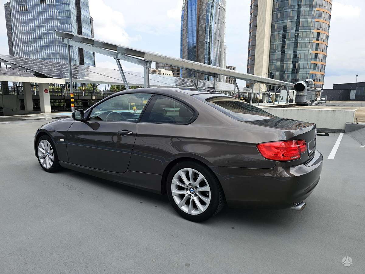 BMW 320, 2.0 l., Купе (coupe)
