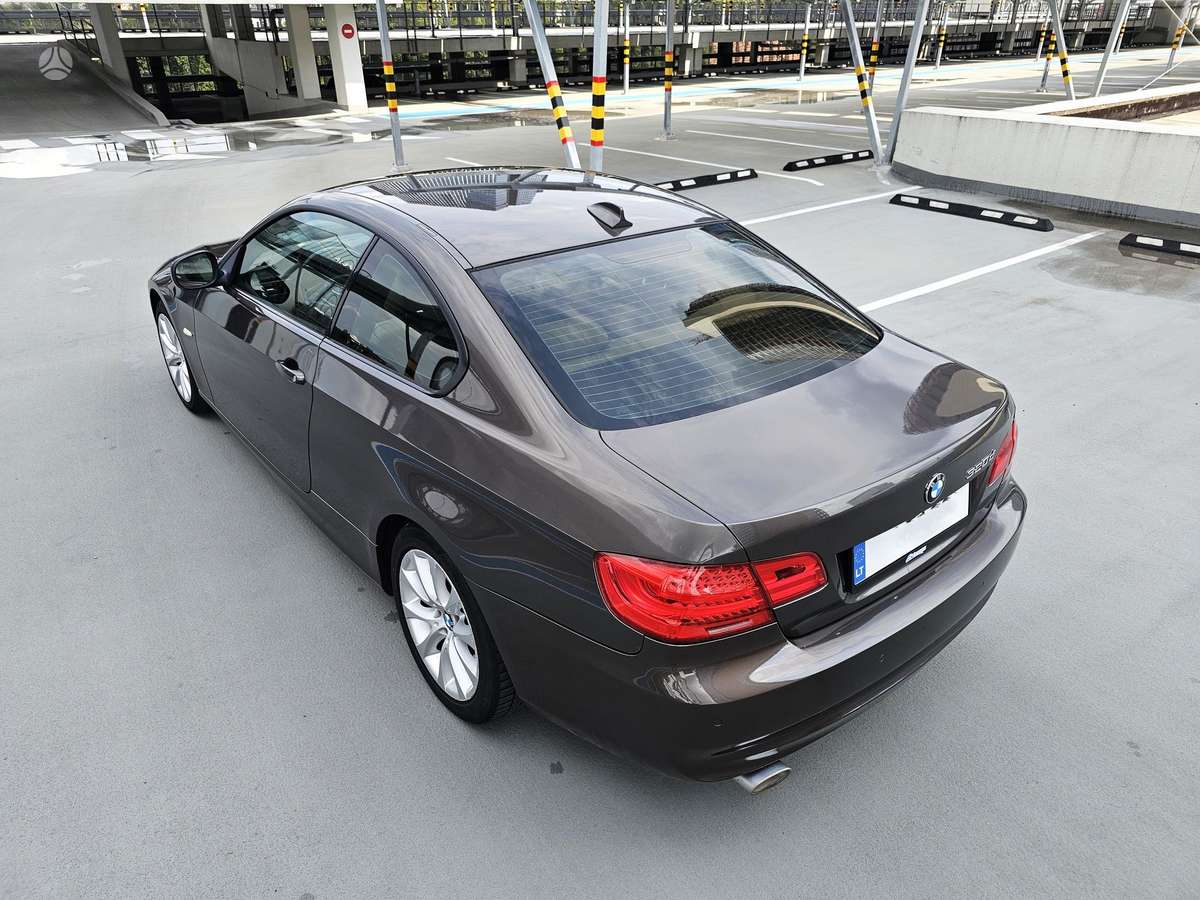 BMW 320, 2.0 l., Купе (coupe)