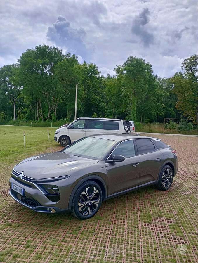 Citroen C5 X, 1.2 l., hatchback