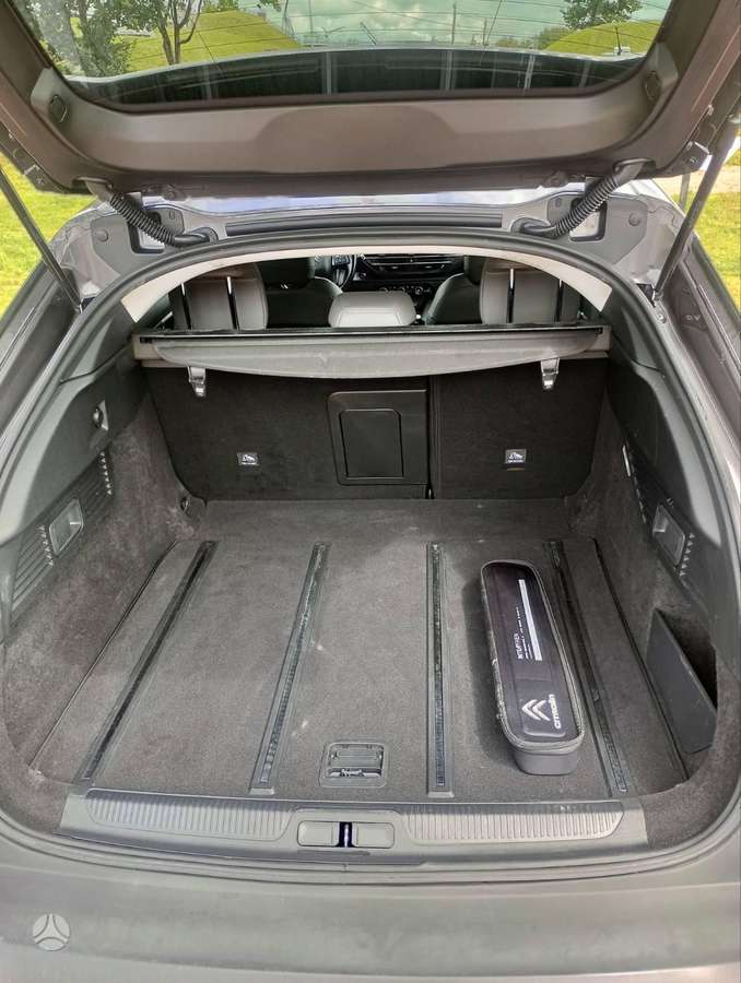 Citroen C5 X, 1.2 l., hatchback