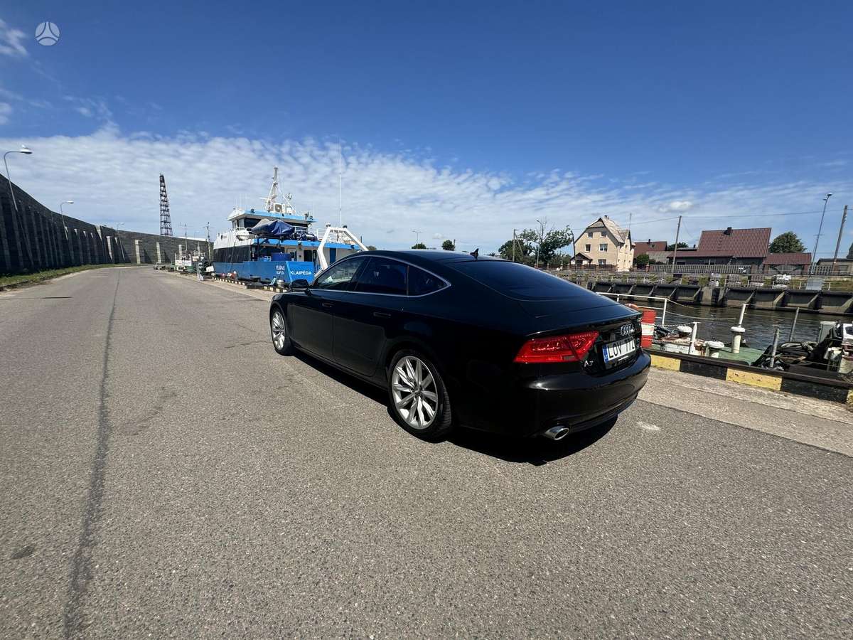 Audi A7, 3.0 l., hatchback