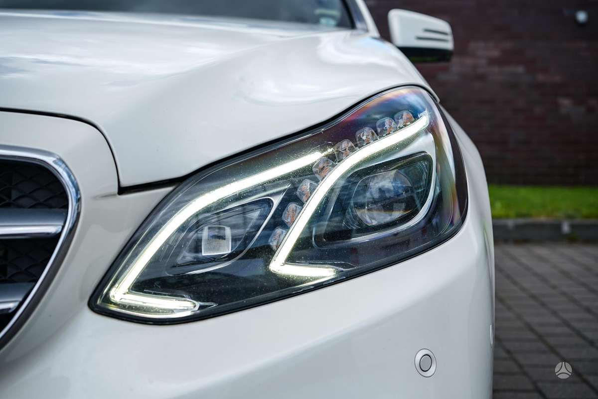 Mercedes-Benz E350, 3.0 l., Универсал