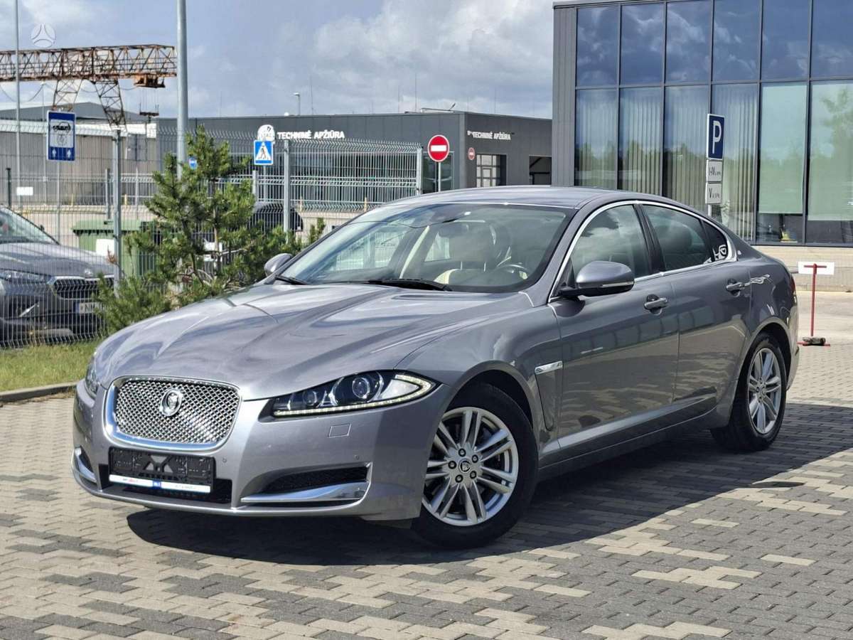 Jaguar XF, 2.2 l., Седан