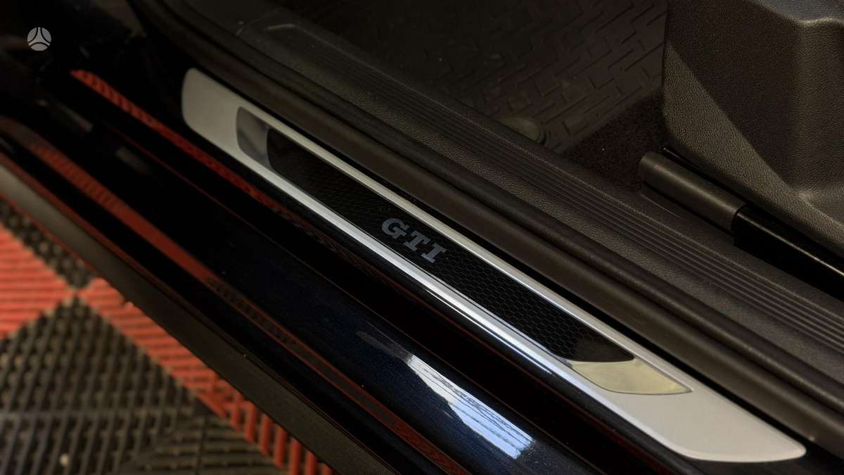 Volkswagen Polo, 2.0 l., hatchback