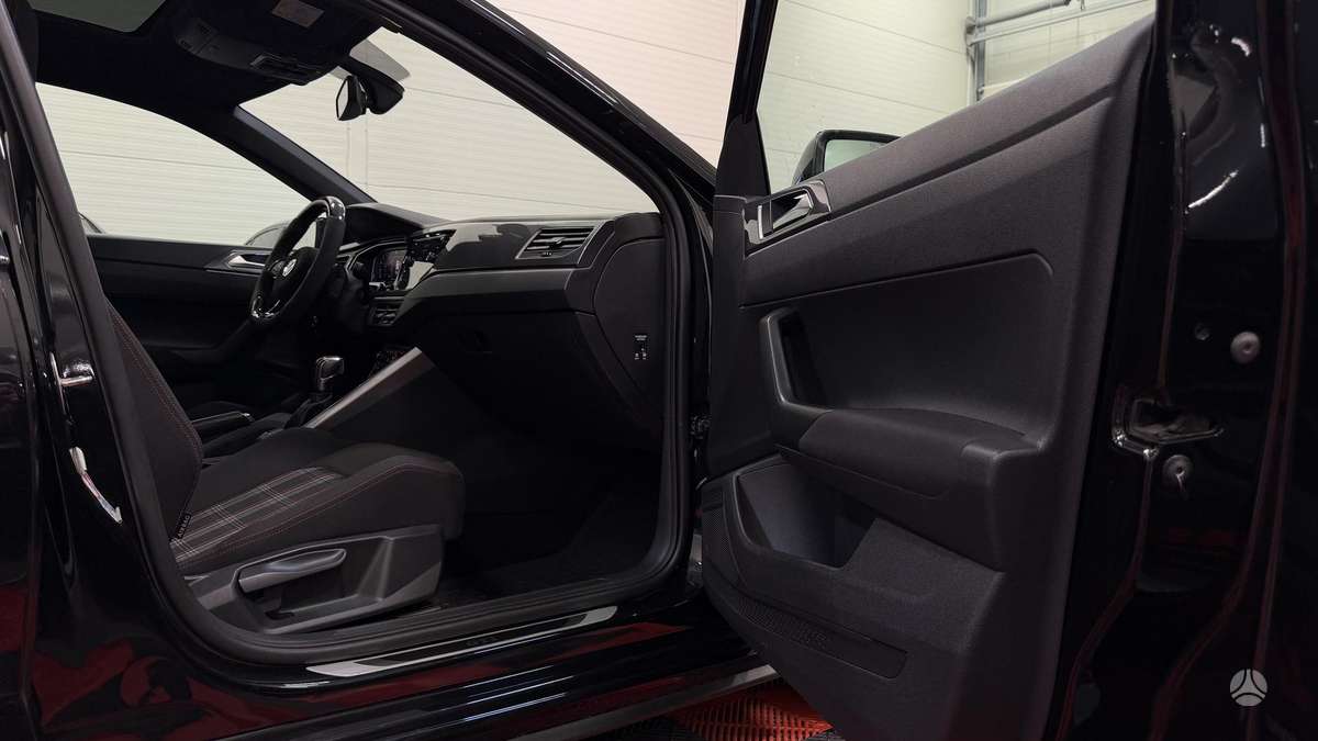 Volkswagen Polo, 2.0 l., hatchback