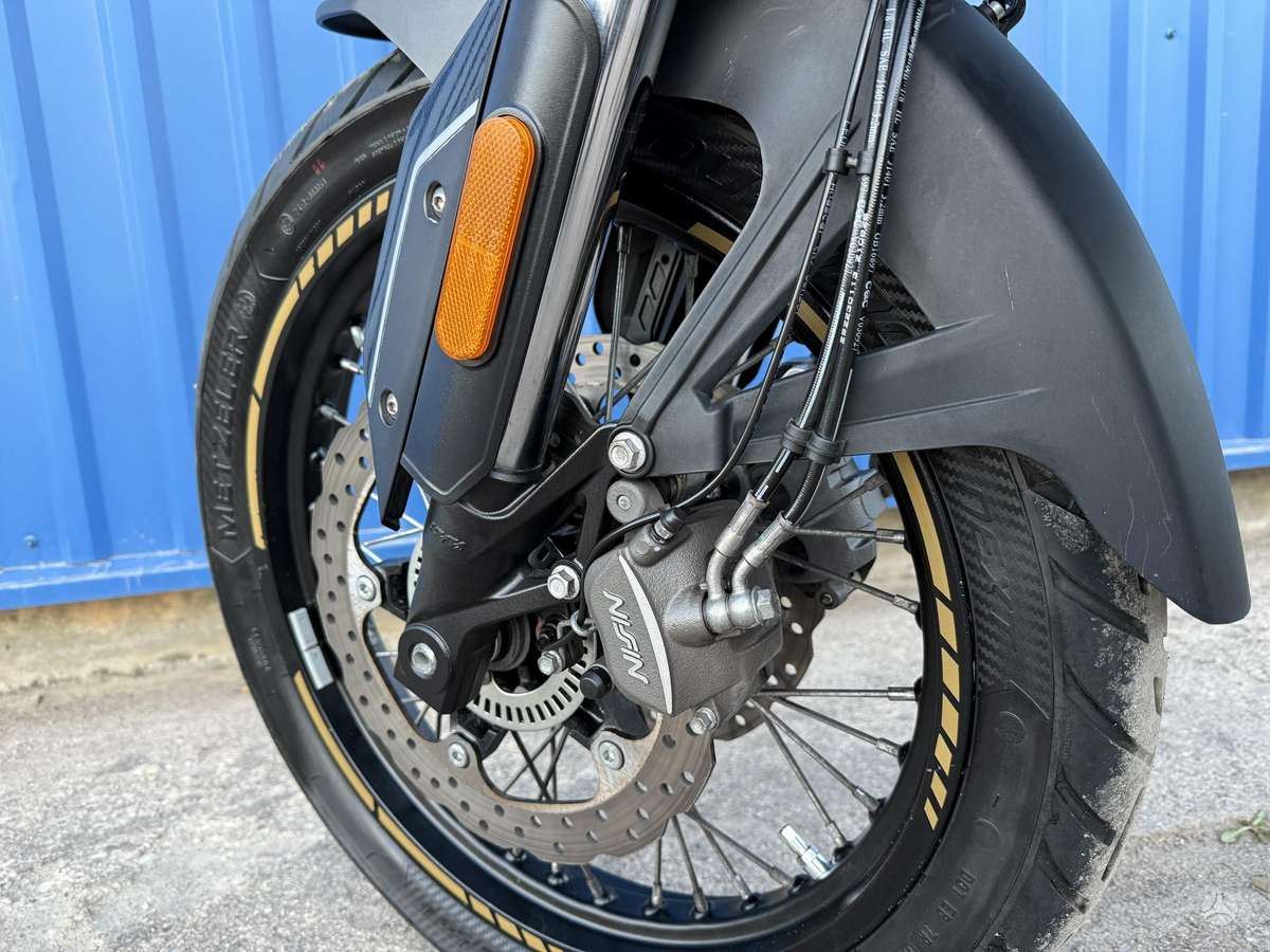 VOGE 650 DS 650cc, enduro / adventure
