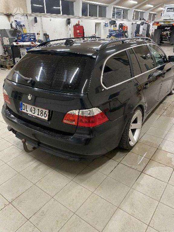 BMW 525