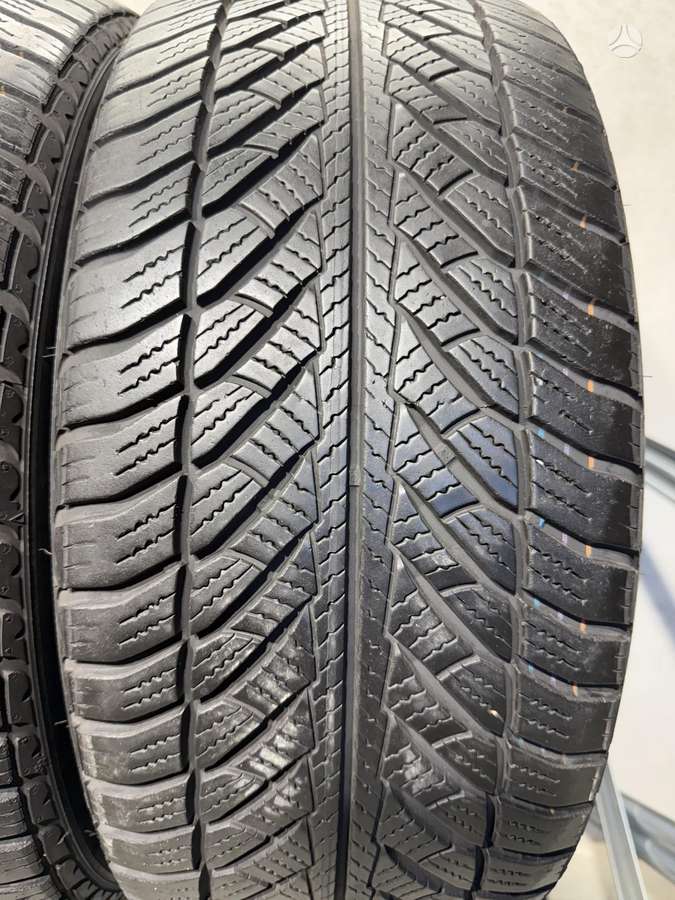 Goodyear Ultragrip 8 performance//MO, winter 245/45 R18