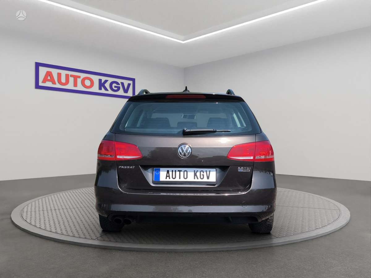 Volkswagen Passat, 2.0 l., Универсал