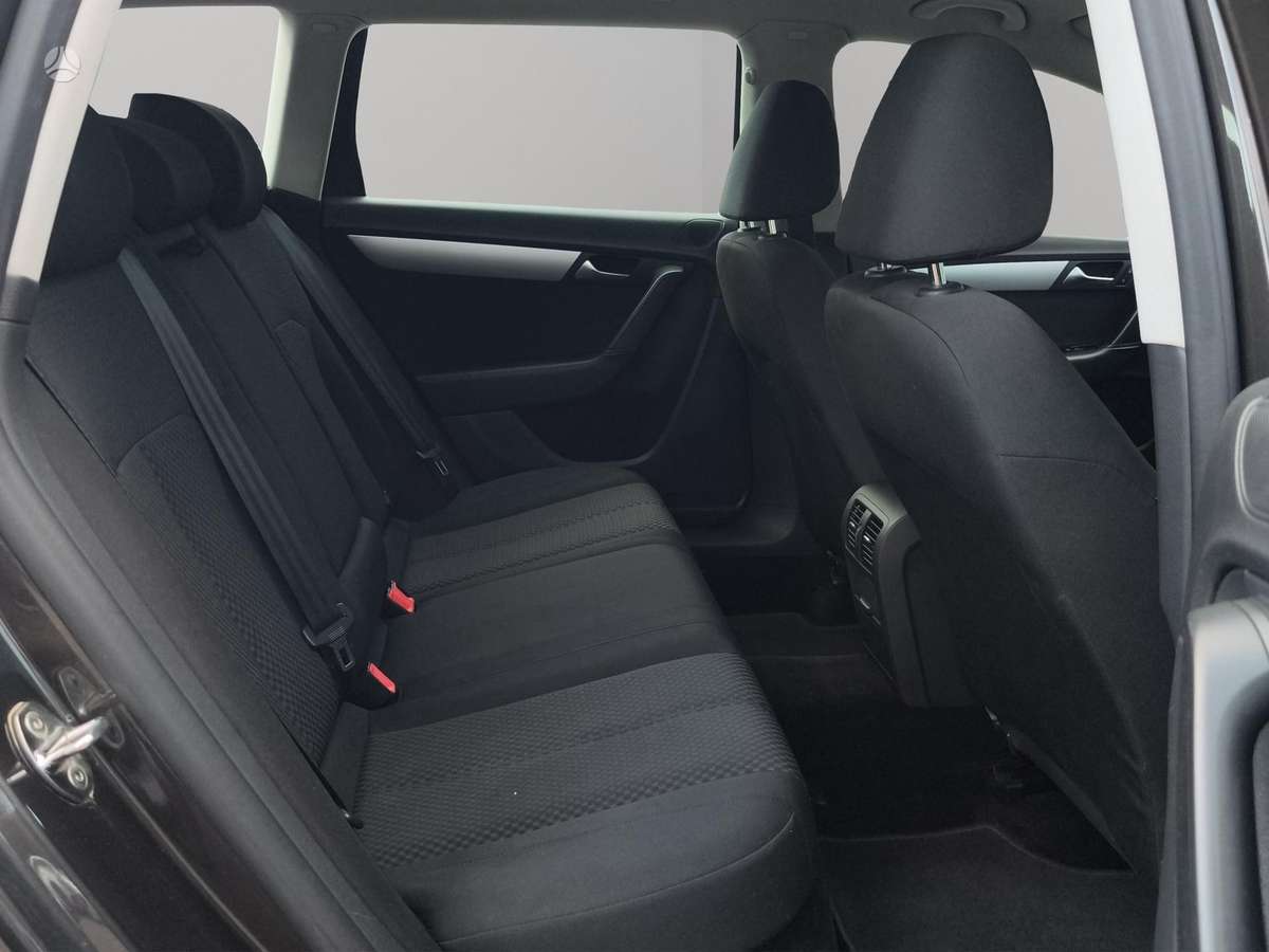 Volkswagen Passat, 2.0 l., Универсал