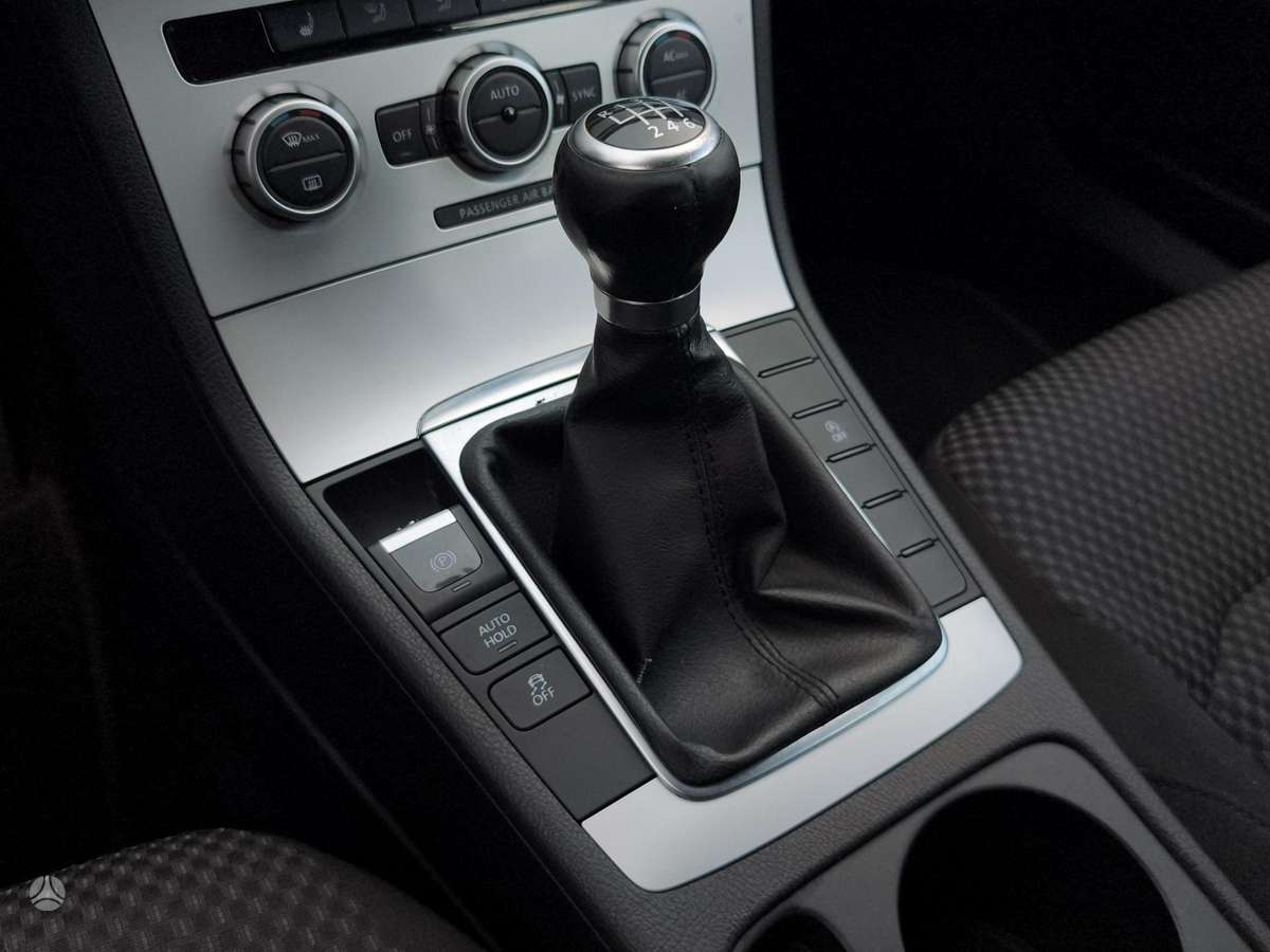 Volkswagen Passat, 2.0 l., Универсал