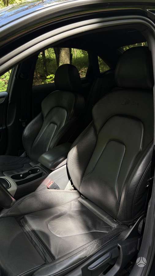 Audi A4, 2.7 l., Седан