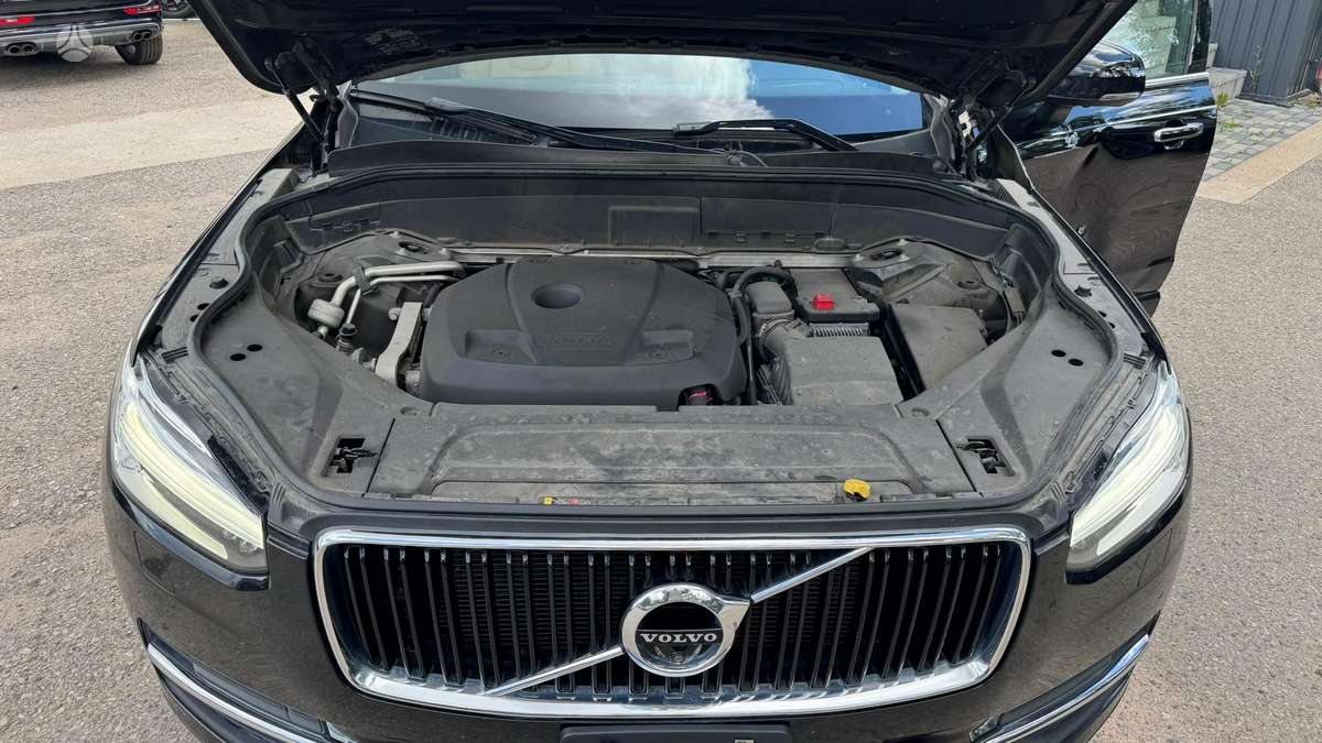 Volvo XC90 - 3