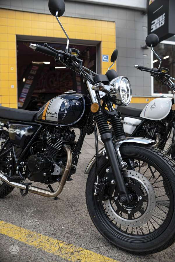 Mash Seventy 125cc, scooters / mopeds