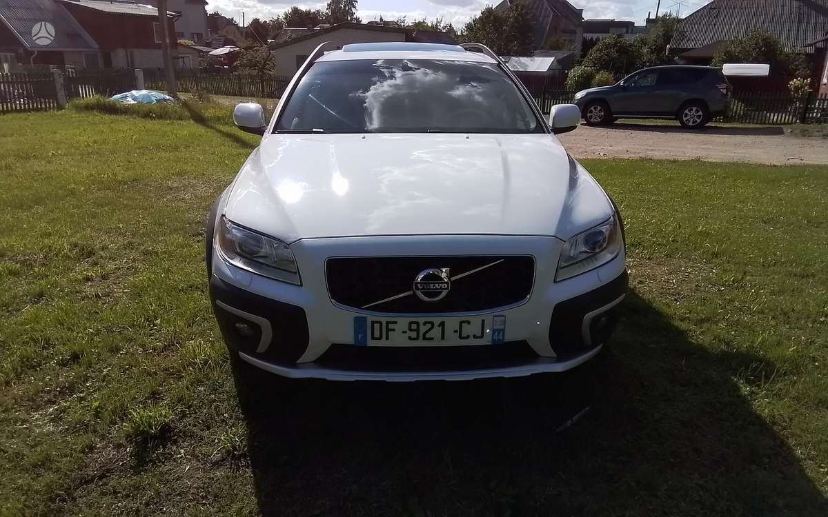 Volvo XC70, 2.4 l., wagon