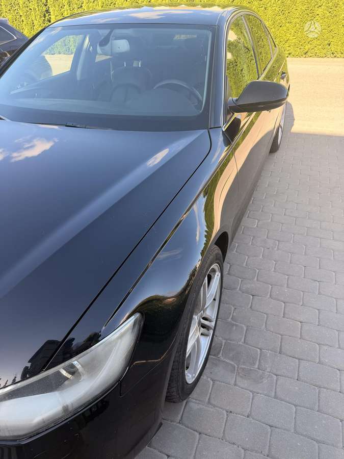 Audi A6, 2.0 l., Седан