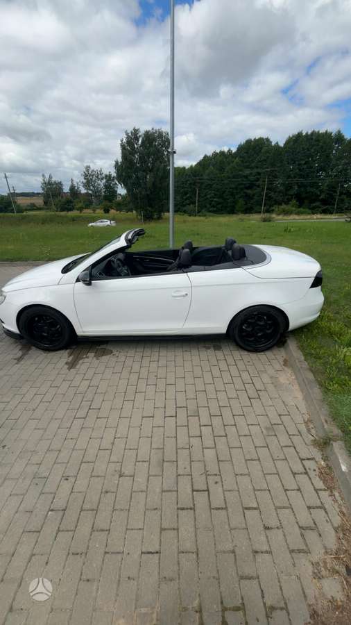Volkswagen Eos, 2.0 l., convertible